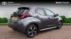 Toyota Yaris 1.5 Hybrid Design 5dr CVT Hybrid Hatchback